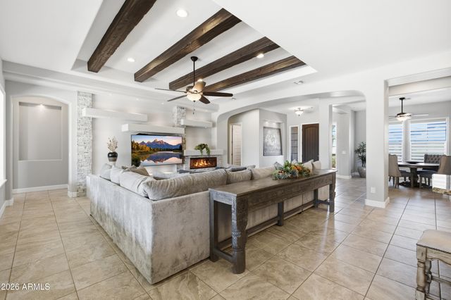 5097 S PONDEROSA Drive, Gilbert, AZ 85298