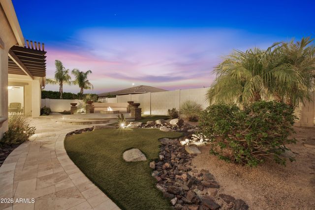 5097 S PONDEROSA Drive, Gilbert, AZ 85298