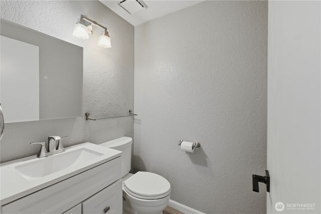 528 Seahawk Street SE, Lacey, WA 98503