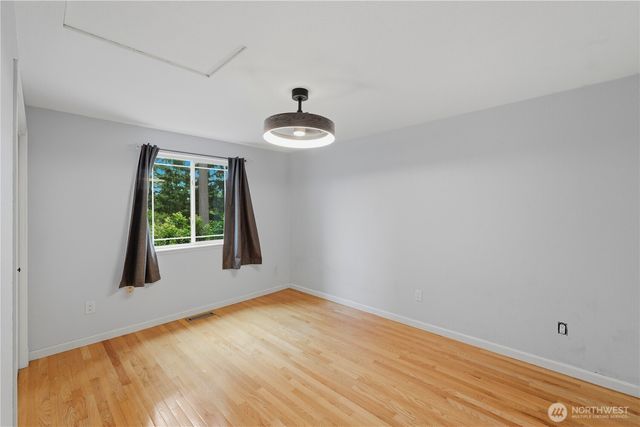 528 Seahawk Street SE, Lacey, WA 98503