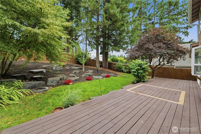 528 Seahawk Street SE, Lacey, WA 98503