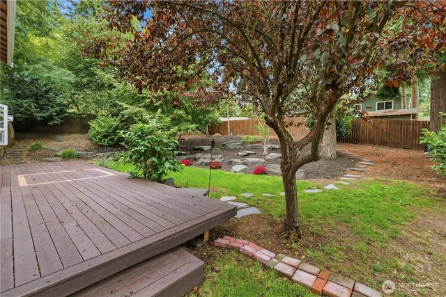 528 Seahawk Street SE, Lacey, WA 98503