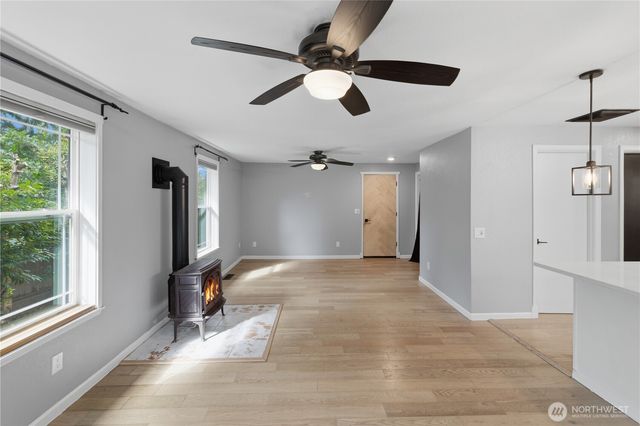 528 Seahawk Street SE, Lacey, WA 98503