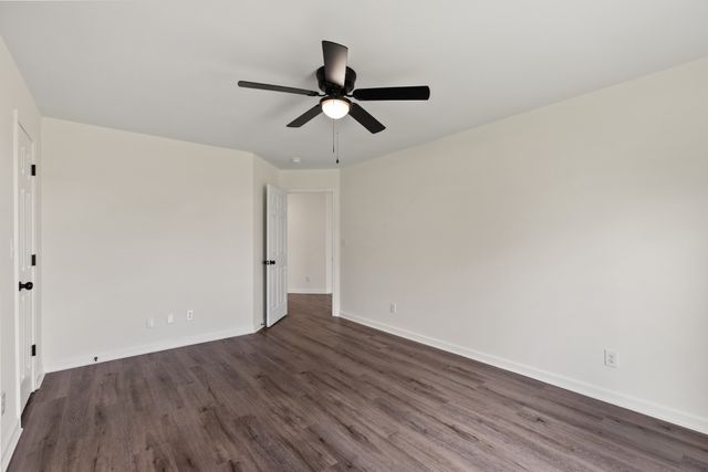 3105 Larson Ln, Clarksville, TN 37043