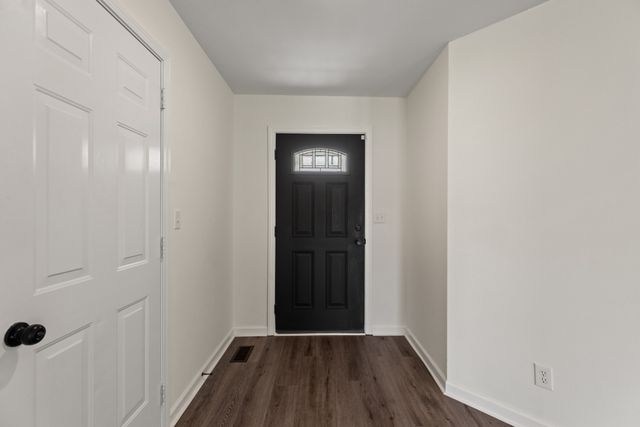 3105 Larson Ln, Clarksville, TN 37043