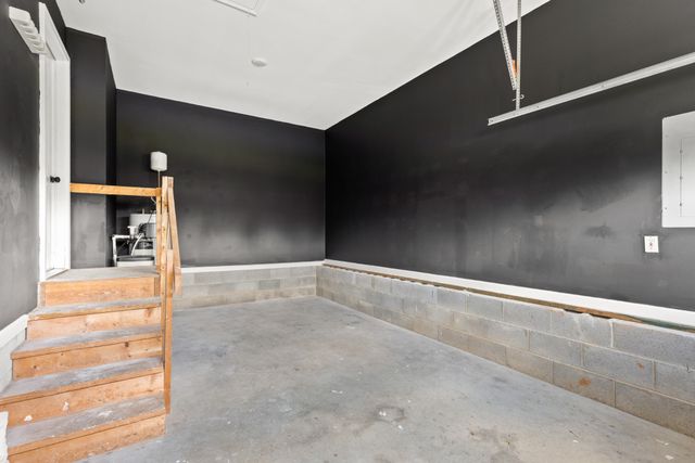 3105 Larson Ln, Clarksville, TN 37043