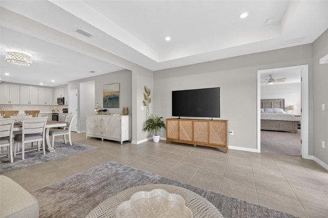 9825 LAST LIGHT GLEN, Parrish, FL 34219