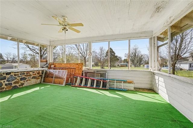 402 E Main Street, Boonville, NC 27011