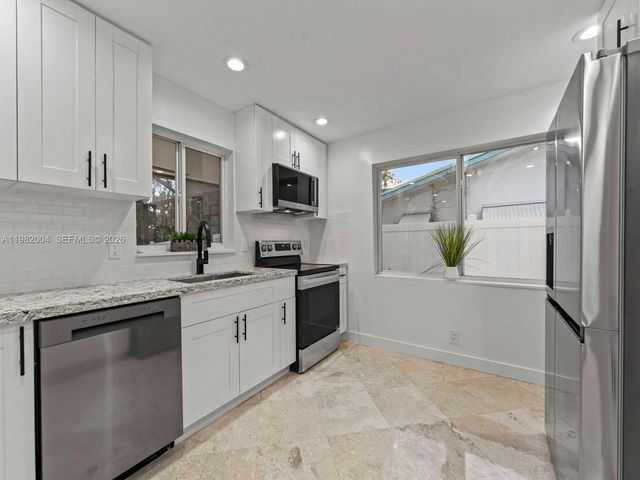 3130 NW 67th Ct, Fort Lauderdale, FL 33309