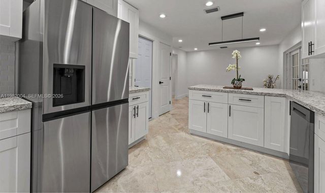 3130 NW 67th Ct, Fort Lauderdale, FL 33309