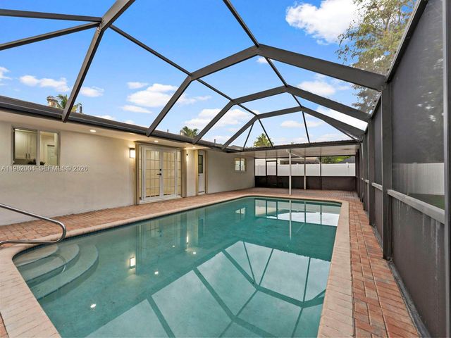 3130 NW 67th Ct, Fort Lauderdale, FL 33309