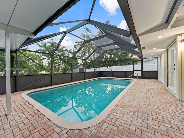 3130 NW 67th Ct, Fort Lauderdale, FL 33309