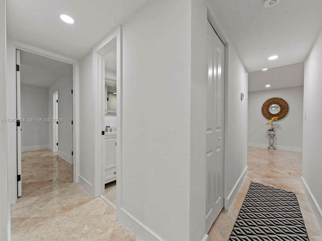3130 NW 67th Ct, Fort Lauderdale, FL 33309