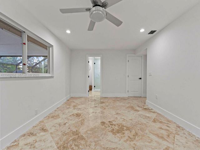 3130 NW 67th Ct, Fort Lauderdale, FL 33309