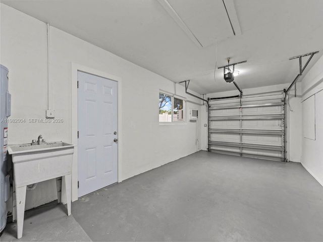 3130 NW 67th Ct, Fort Lauderdale, FL 33309