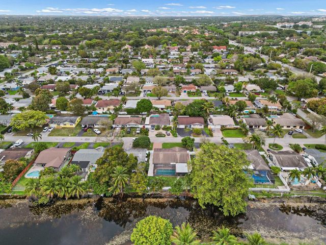 3130 NW 67th Ct, Fort Lauderdale, FL 33309