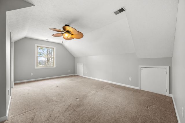 300A Governor Hall Rd, Castalian Springs, TN 37031