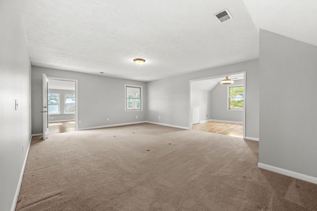 300A Governor Hall Rd, Castalian Springs, TN 37031