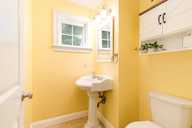 94 High Meadows Drive, Deerfield, NH 03037