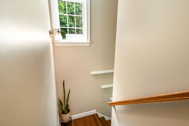 94 High Meadows Drive, Deerfield, NH 03037