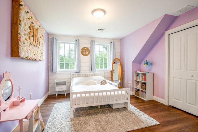 94 High Meadows Drive, Deerfield, NH 03037