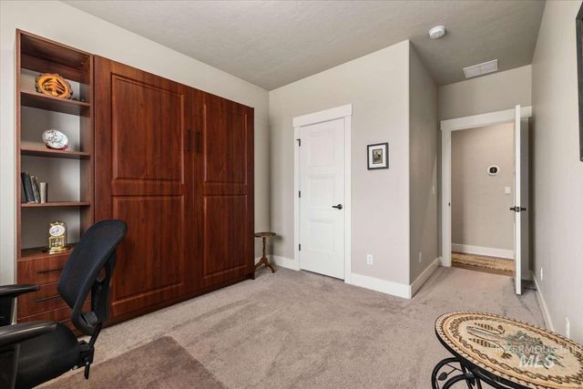 1062 W Six Shooter St, Middleton, ID 83644