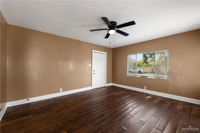 909 E Buchanan E Street, Harlingen, TX 78550