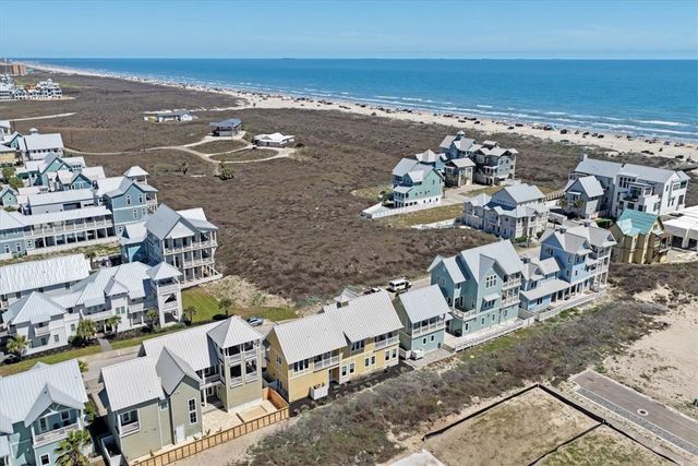 761 Silverleaf St, Port Aransas, TX 78373