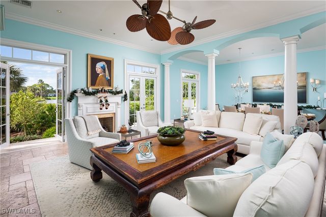 3351 Creekview DR, Bonita Springs, FL 34134