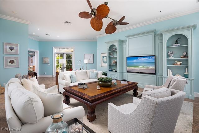 3351 Creekview DR, Bonita Springs, FL 34134