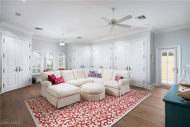 3351 Creekview DR, Bonita Springs, FL 34134