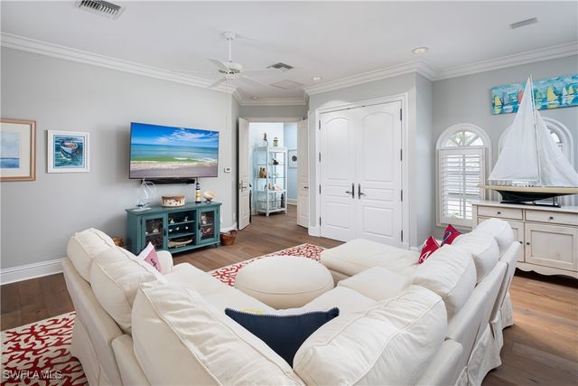 3351 Creekview DR, Bonita Springs, FL 34134