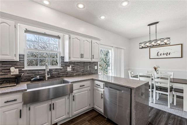 10502 N Wallace Avenue, Kansas City, MO 64157