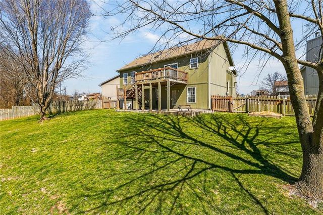 10502 N Wallace Avenue, Kansas City, MO 64157