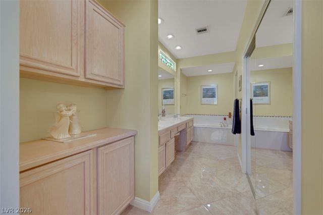 2921 Golf Links Drive, Las Vegas, NV 89134