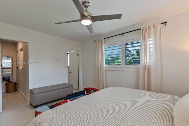 8360 SW 148th Dr, Palmetto Bay, FL 33158