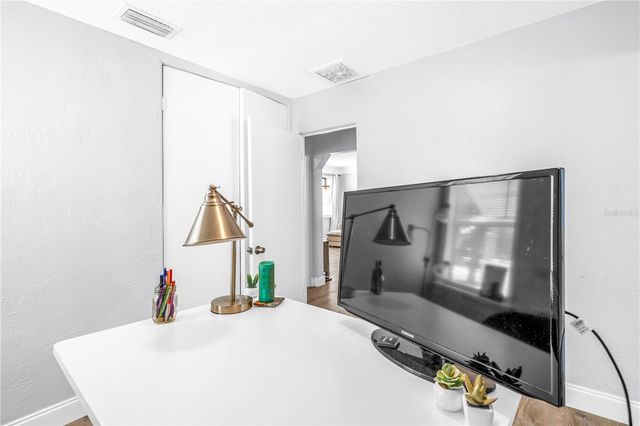 4729 12TH AVENUE S, St Petersburg, FL 33711