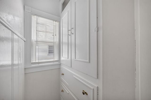 1006 Johnson Street, Des Moines, IA 50315