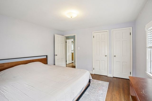 2 Saxon Rd, Worcester, MA 01602