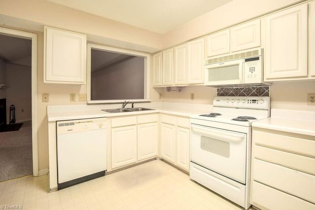 2680 Ingleside Drive 2B, High Point, NC 27265