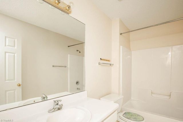 2680 Ingleside Drive 2B, High Point, NC 27265