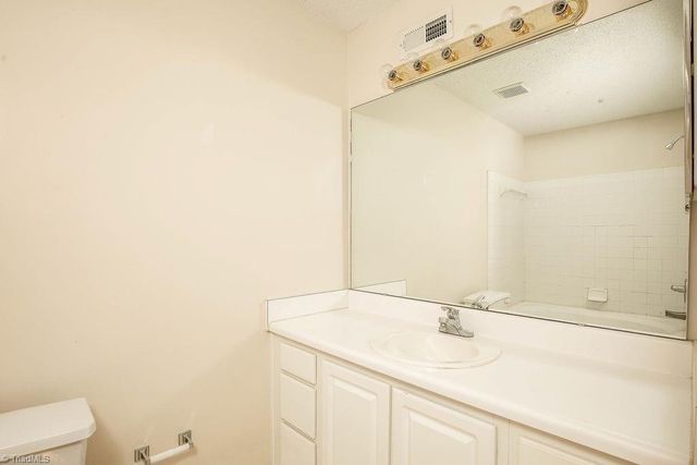 2680 Ingleside Drive 2B, High Point, NC 27265