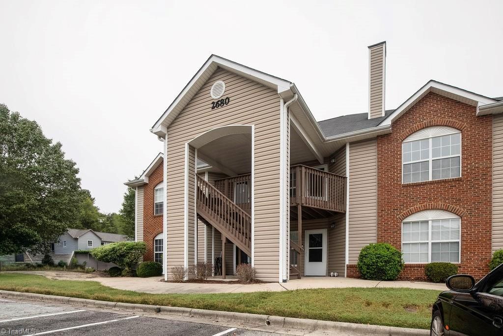 2680 Ingleside Drive 2B, High Point, NC 27265