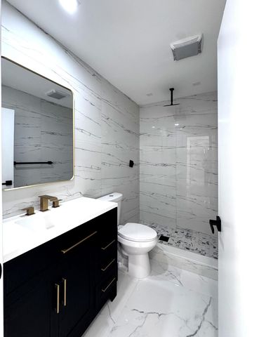 835 Andrew Redding Road 1, Lantana, FL 33462