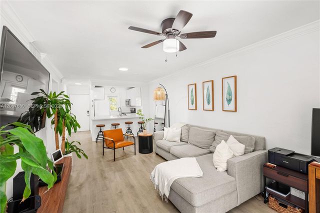 1650 S Le Jeune Road 105, Coral Gables, FL 33134