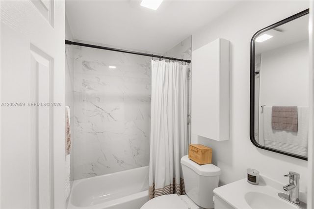1650 S Le Jeune Road 105, Coral Gables, FL 33134