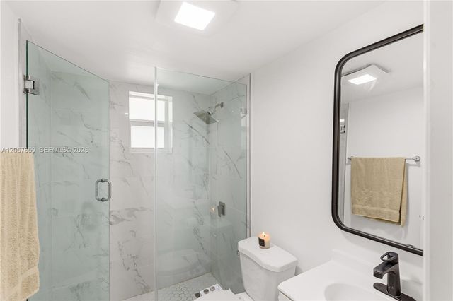 1650 S Le Jeune Road 105, Coral Gables, FL 33134