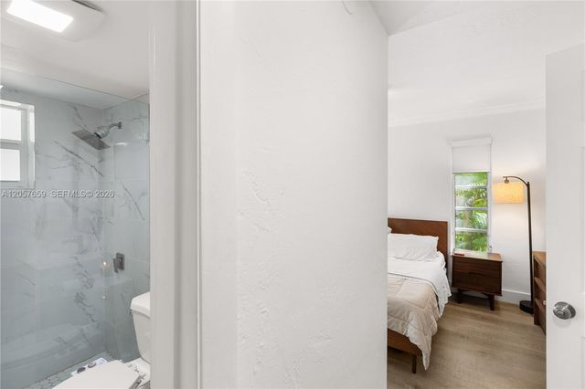 1650 S Le Jeune Road 105, Coral Gables, FL 33134