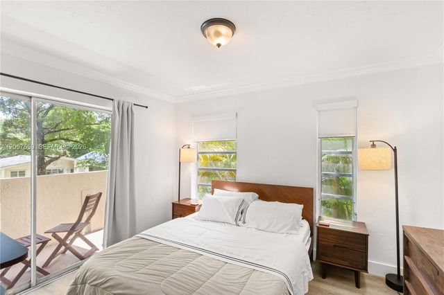 1650 S Le Jeune Road 105, Coral Gables, FL 33134