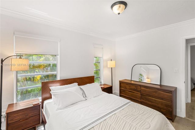 1650 S Le Jeune Road 105, Coral Gables, FL 33134